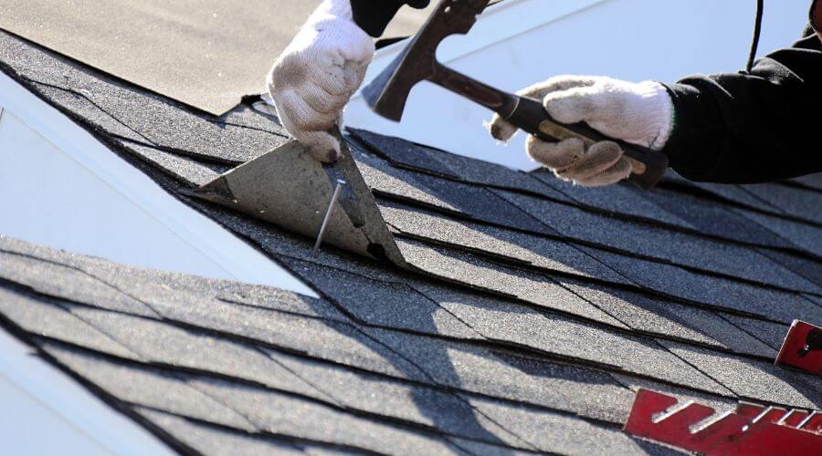 Expert Emergency Roof Repairs services in Laughlintown, PA